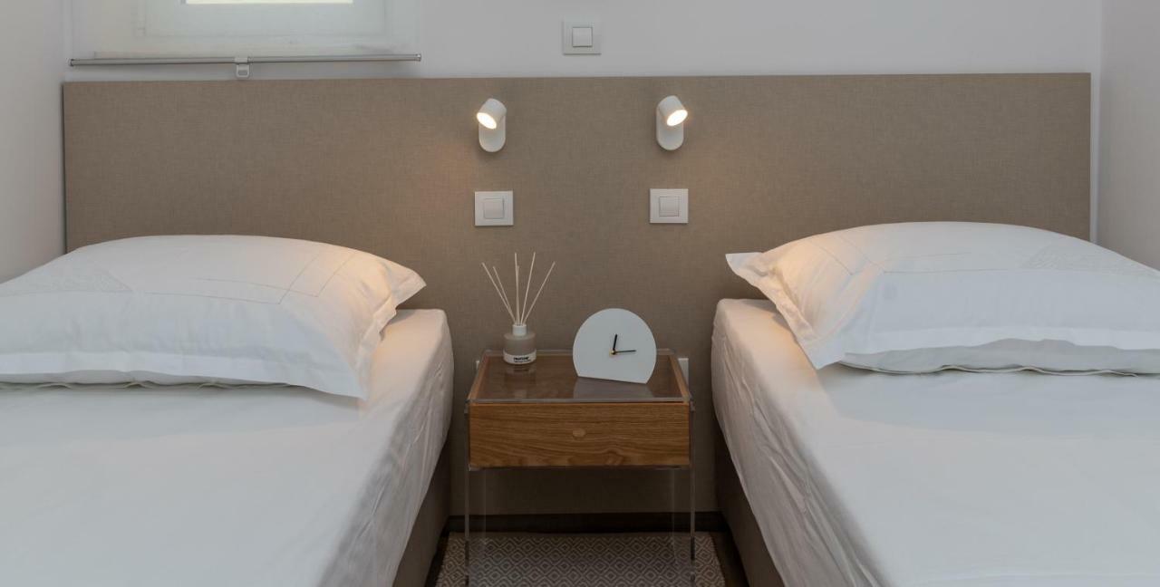 Apartments Flora Trogir Exterior photo